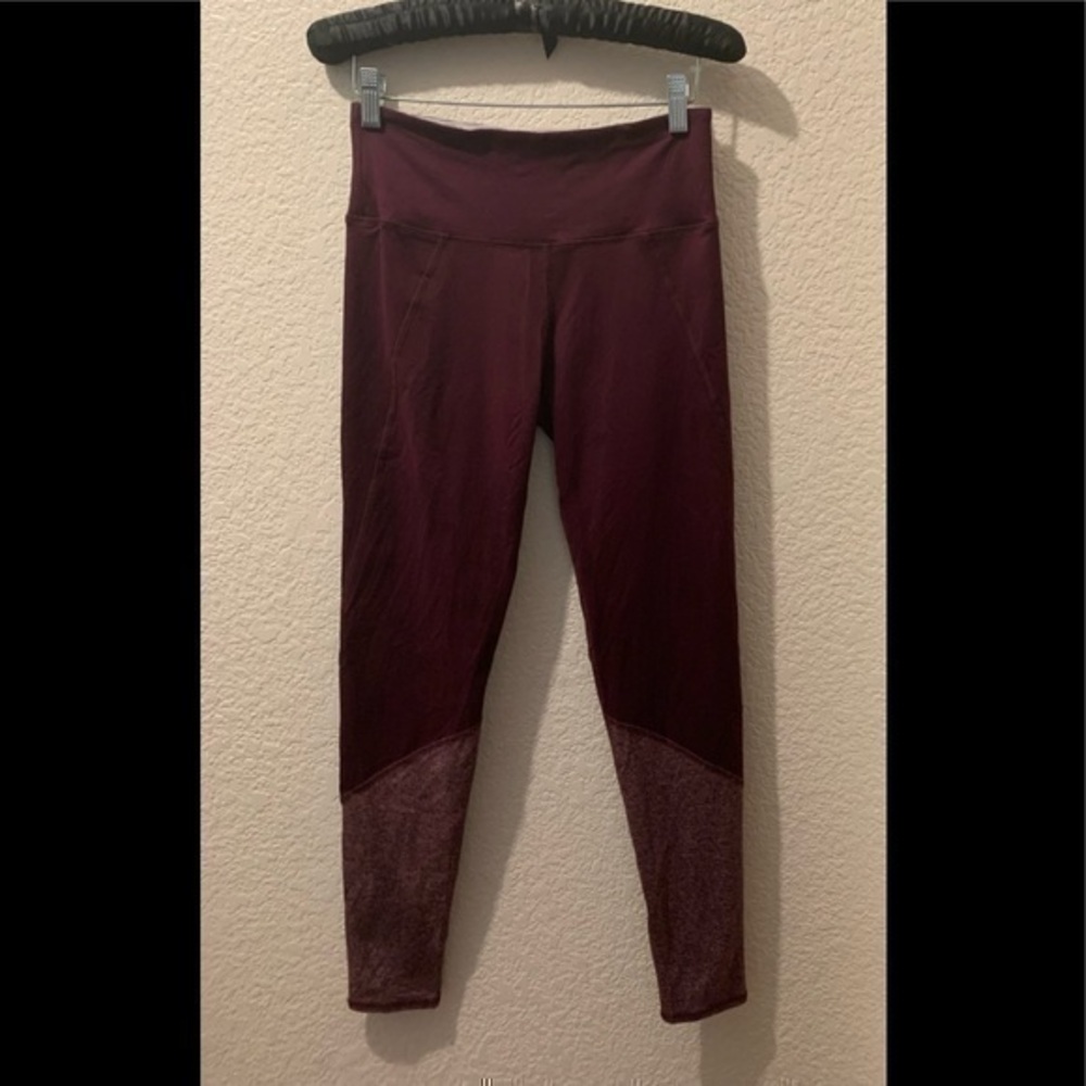 Splendid yoga pants size small